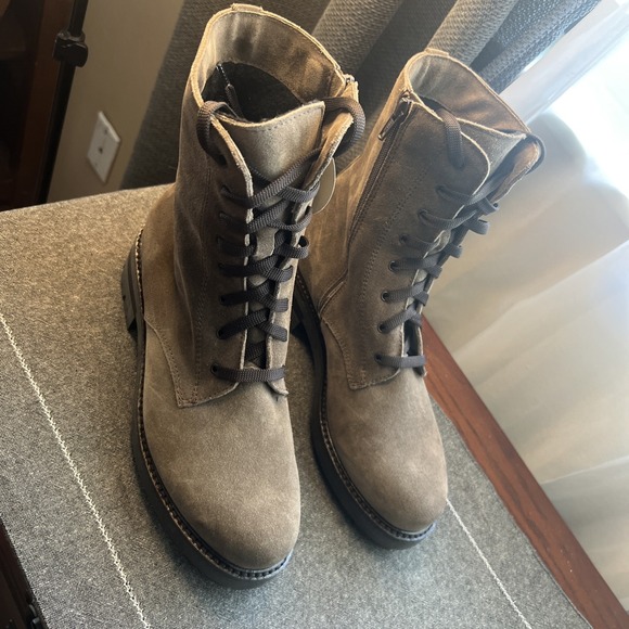 La Canadienne Women's Brittany Waterproof Lug Boot In Stone/Brown Size 8M NWT - Picture 1 of 16